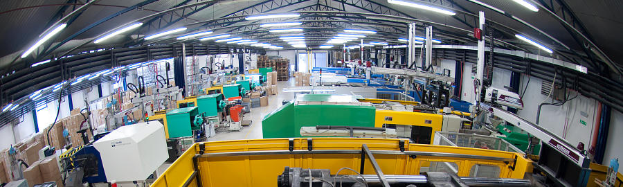 Manufacturing of technical plastic products
