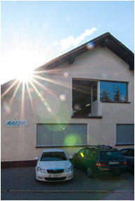 Manufacturing of technical plastic products